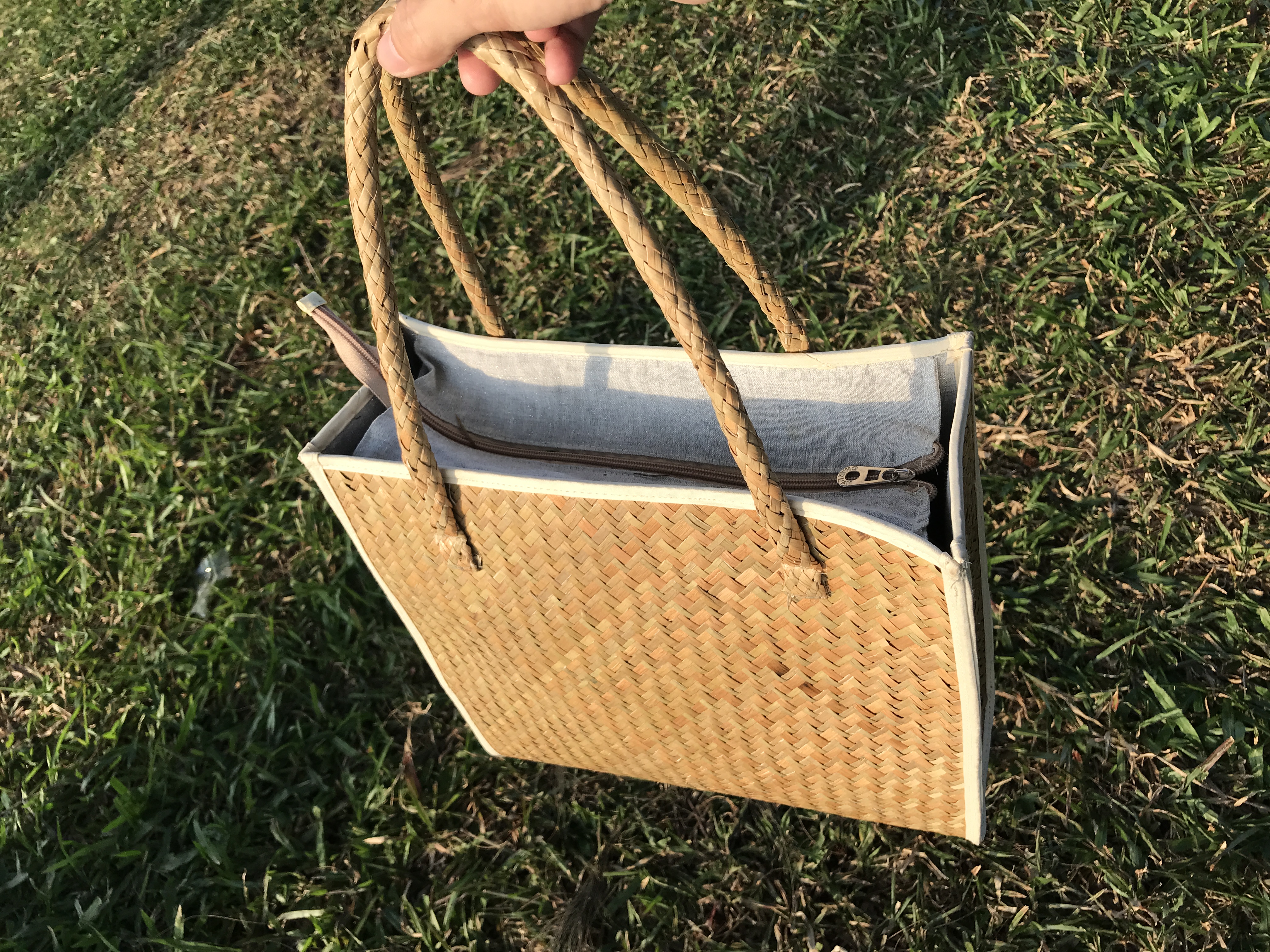 Túi xách cỏ bàng