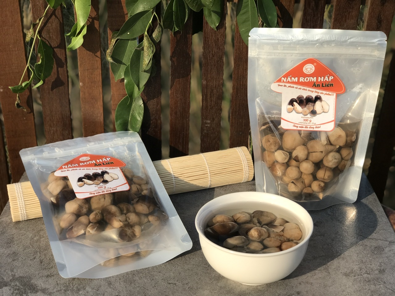 Nguyên liệu làm canh nấm rơm: