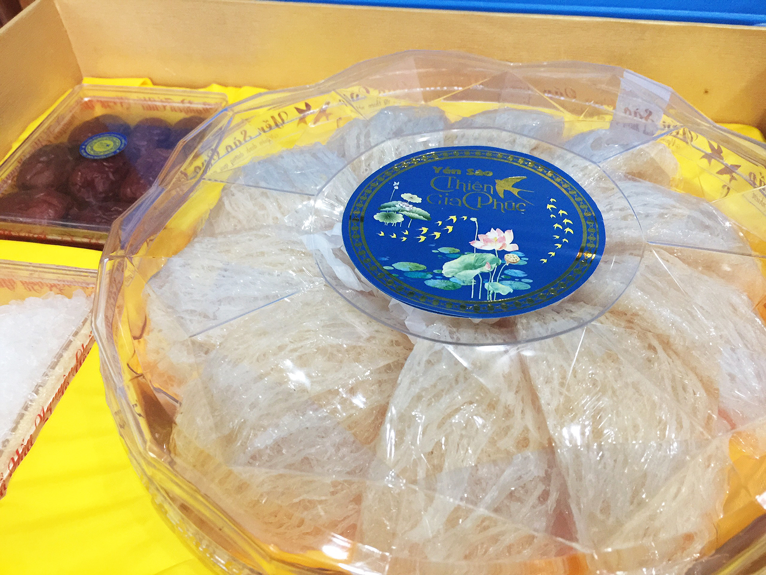 Người lớn tuổi sử dụng bao nhiêu yến sào là hợp lý?