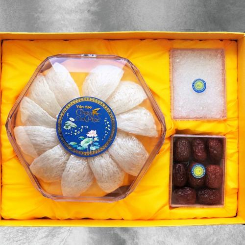Yến sào pha sữa bò