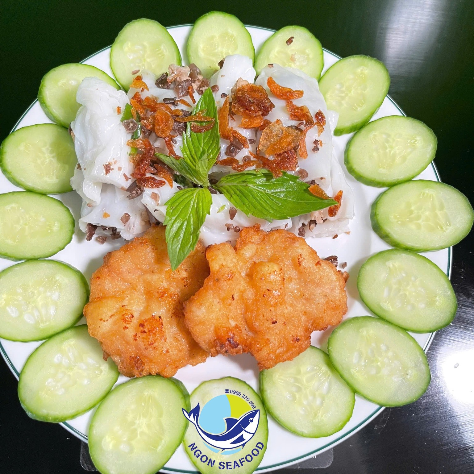 Bánh cuốn chả mực