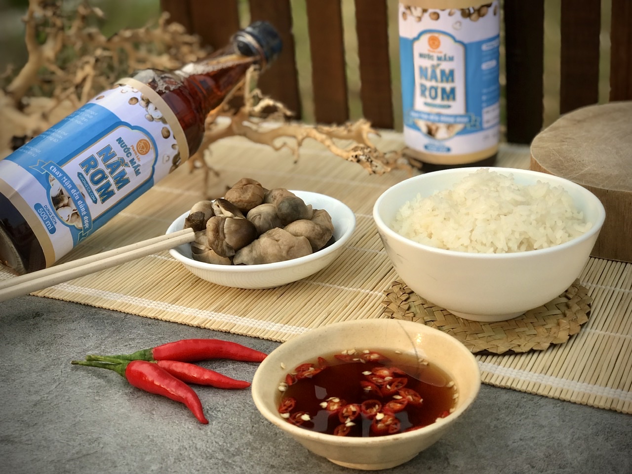Cơm trắng có chất dinh dưỡng gì?