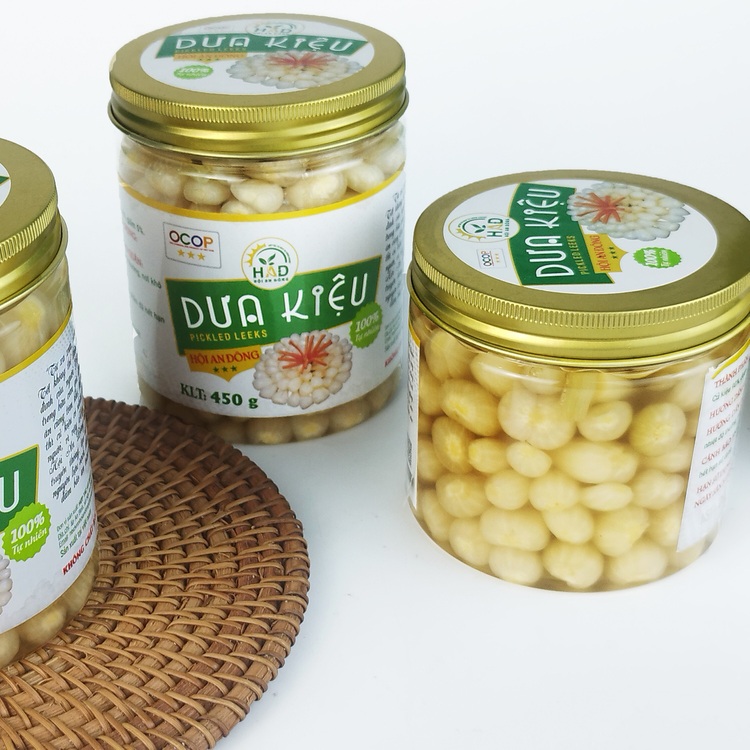 Màu sắc