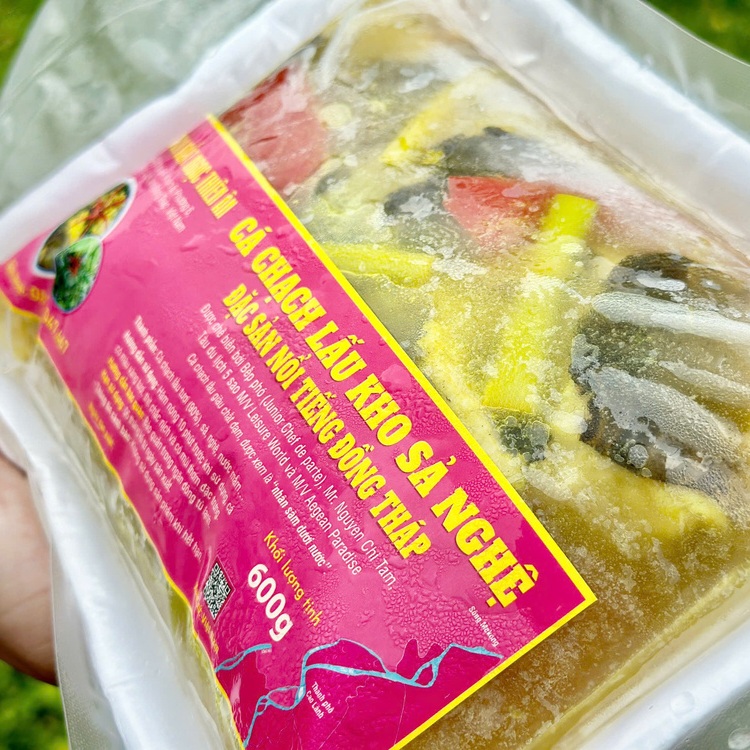 Quan sát phần da cá