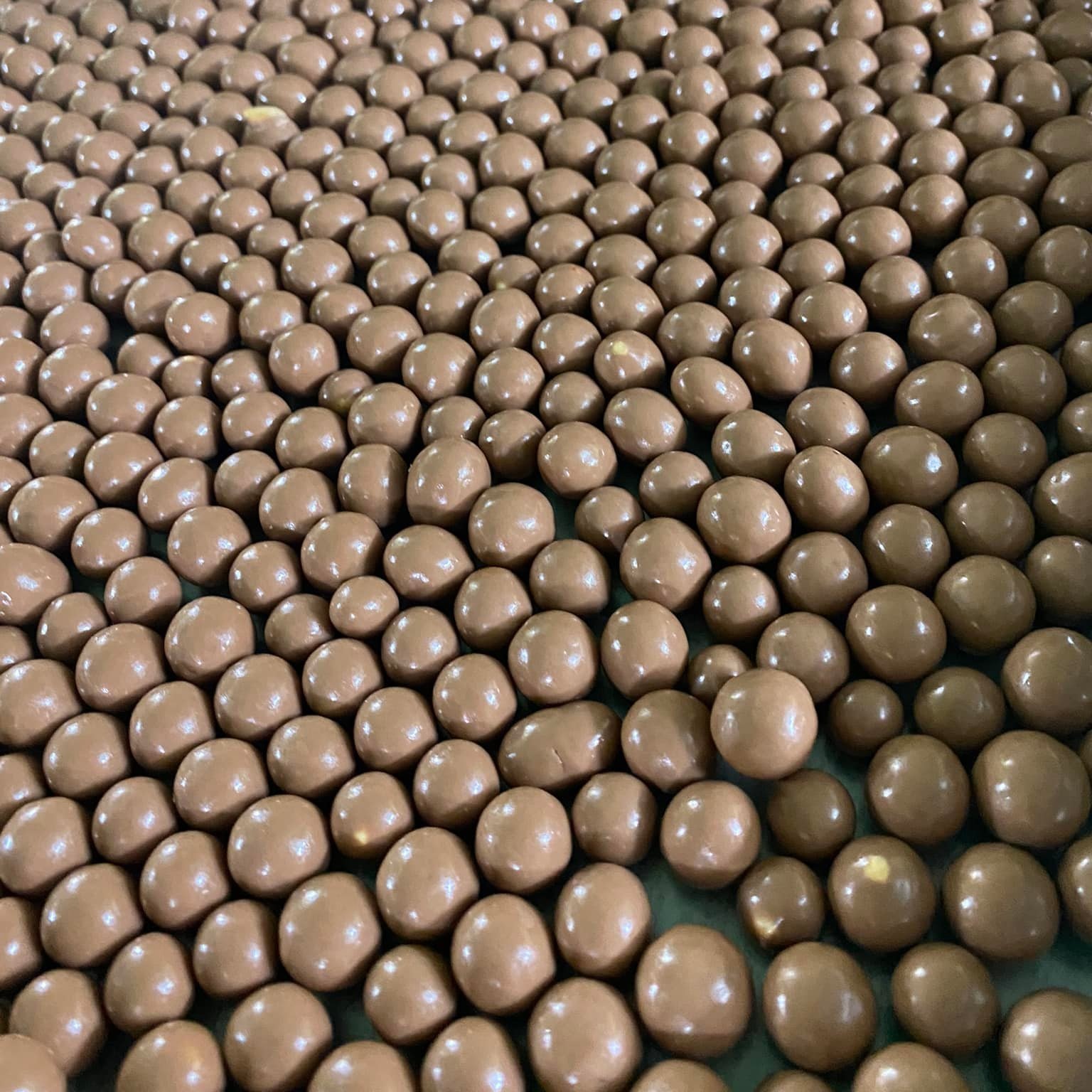 Nên ưu tiên ăn chocolate nào?