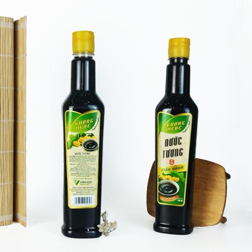 Khác với nước tương chay