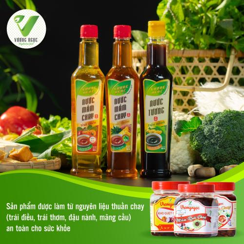 1. So sánh về nguyên liệu chính