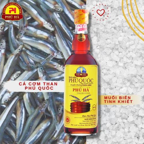 3. Giá nước mắm Phú Hà 43 độ đạm bao nhiêu và mua ở đâu chính hãng?