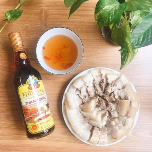 7. Nước mắm chấm thịt luộc