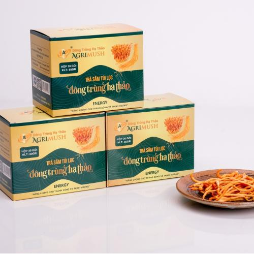 Đang giảm cân uống trà sâm đông trùng hạ thảo được không?