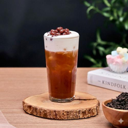 5. Trà đen đậu đỏ milk foam