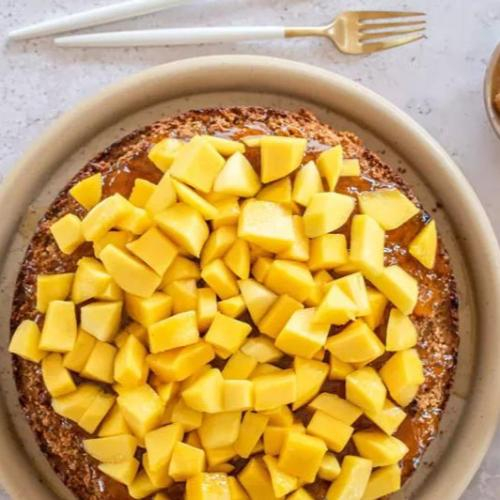 Bánh kem xoài hạnh nhân là gì?