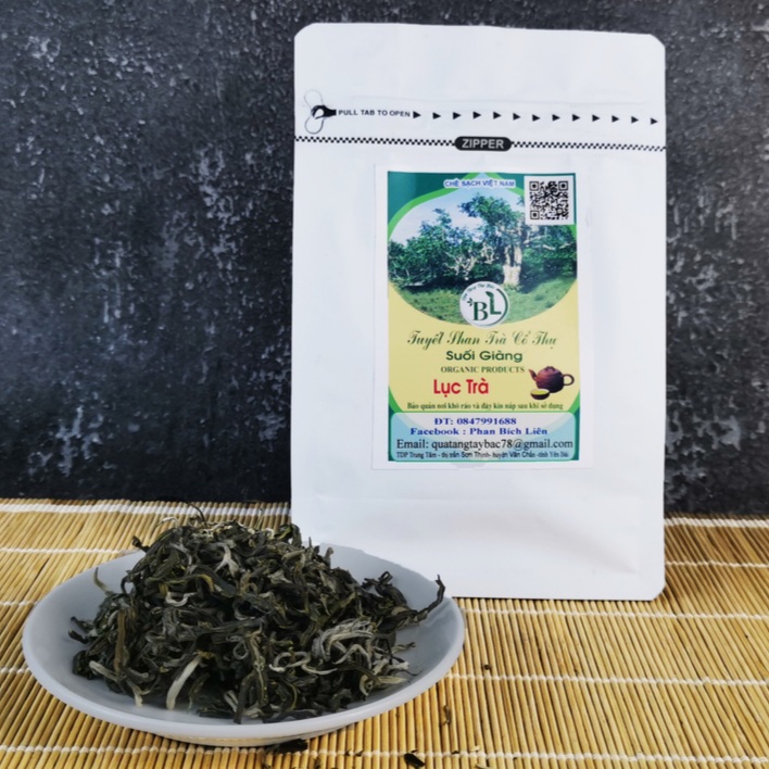 Uống trà xanh trước bữa ăn