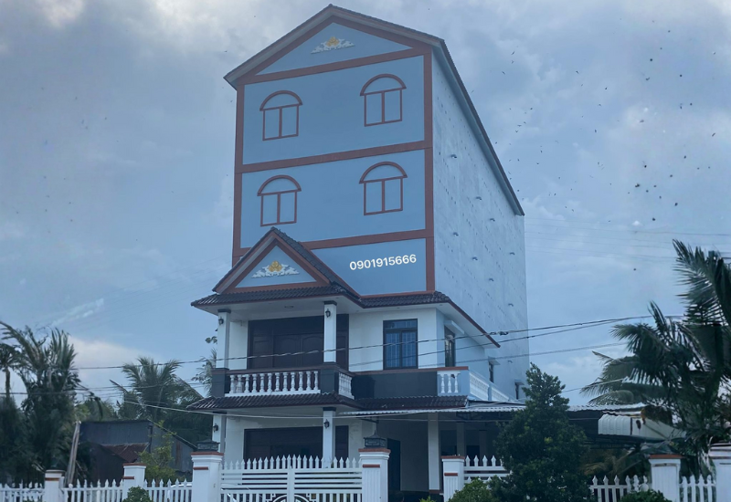 Chiều cao của nhà nuôi yến