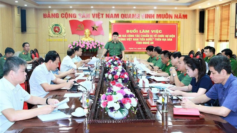 Cùng Việt Nam tiến bước” – Hành trình triệu trái tim vì Tổ quốc