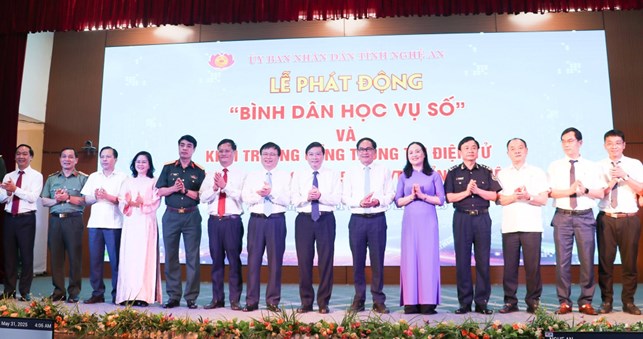 Nghệ An thúc đẩy chuyển đổi số làm đòn bẩy sắp xếp bộ máy tinh gọn