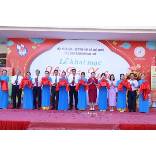 Khai mạc Hội báo xuân Giáp Thìn năm 2024