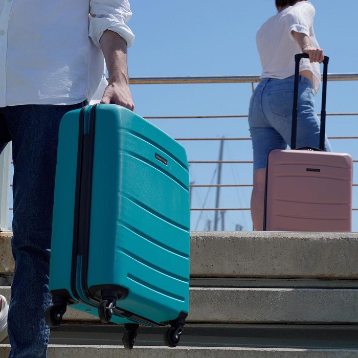 Cách Sắp Xếp Hành Lý Xách Tay Hiệu Quả