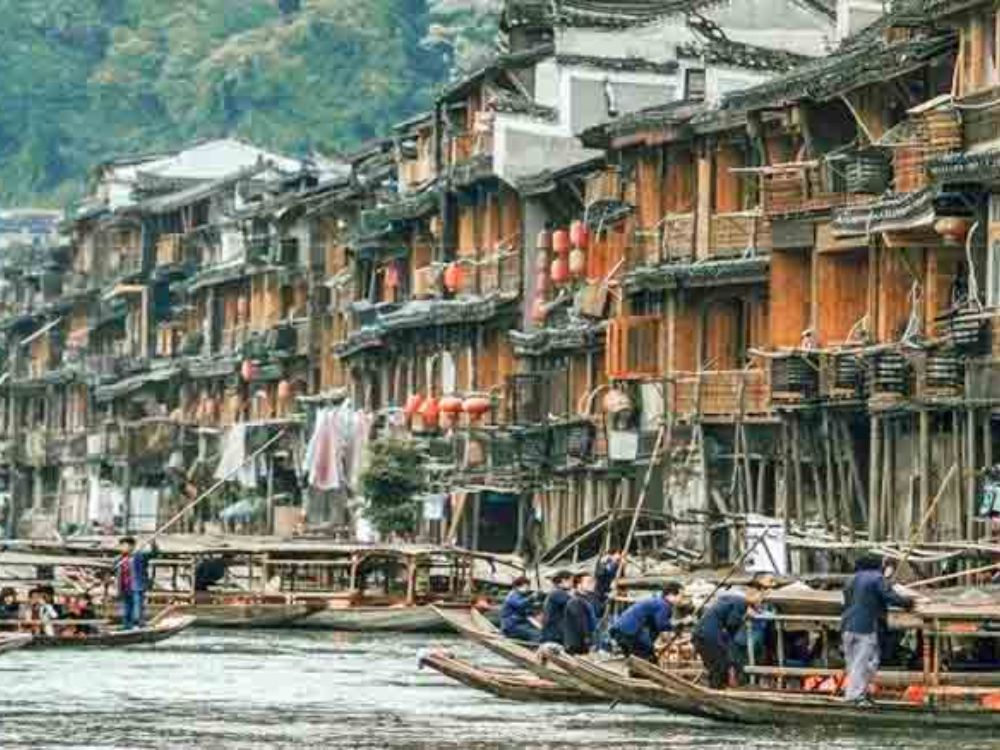 Thời điểm lý tưởng để Du Lịch Phượng Hoàng Cổ Trấn