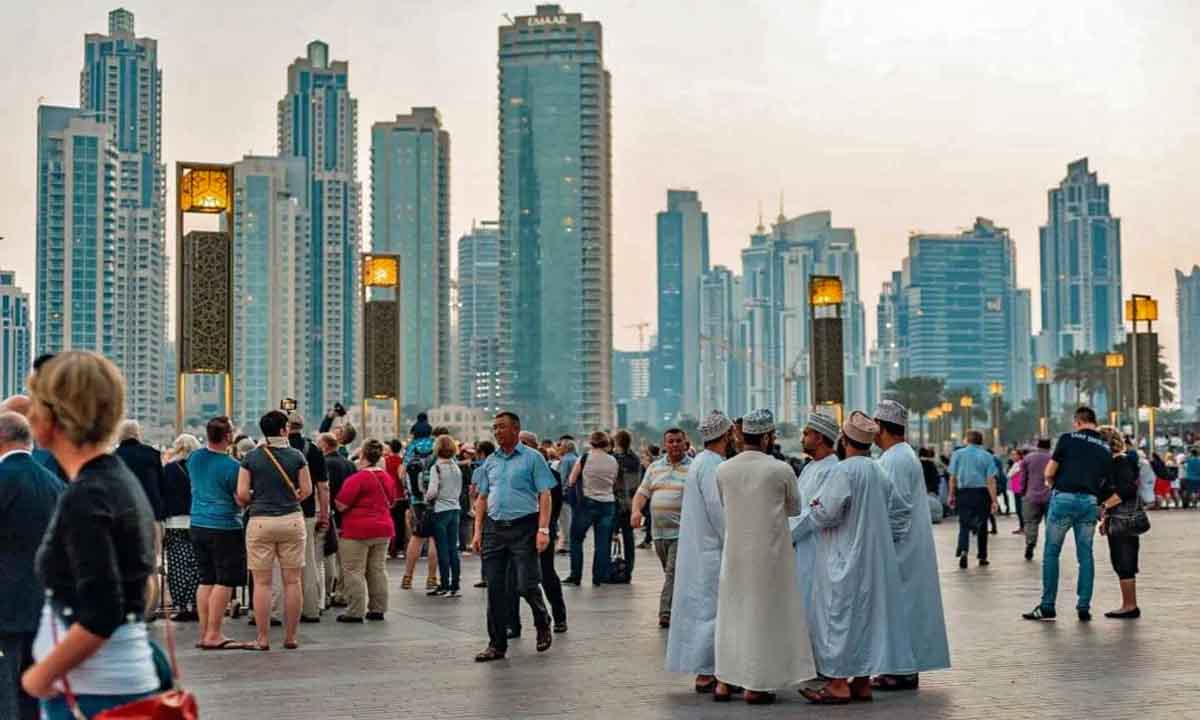 Mặc trang phục kín đáo