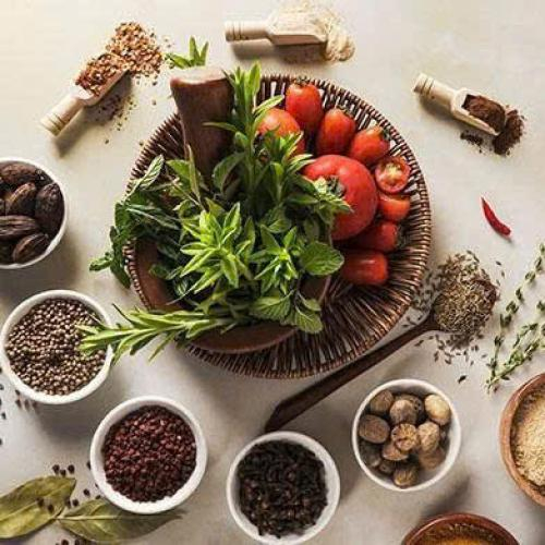 Top 10 Loại Gia Vị Không Thể Thiếu Trong Căn Bếp Việt