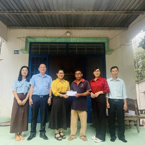 Xã Phước Hòa Thăm Và Tặng Quà Hộ Nghèo Khơ Me Nhân Dịp Tết Chôl Chnăm Thmây 2026