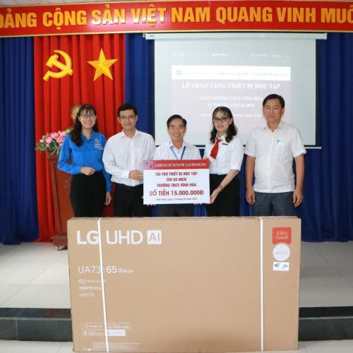 Agribank Phú Giáo Trao Tặng Thiết Bị Học Tập Cho Trường Thcs Vĩnh Hòa (xã Phước Hòa)