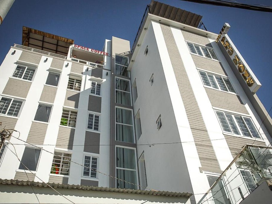 Khách sạn Phú Hồng