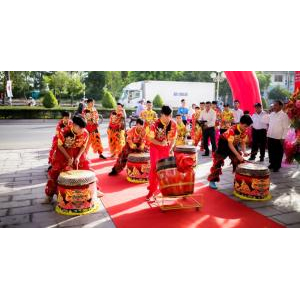 Khai trương khách sạn