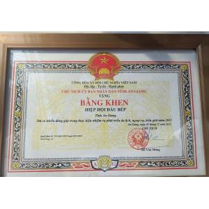 Bằng khen, giấy chứng nhận