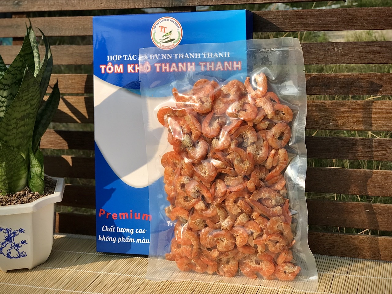 Giá trị dinh dưỡng có trong 100g tôm khô