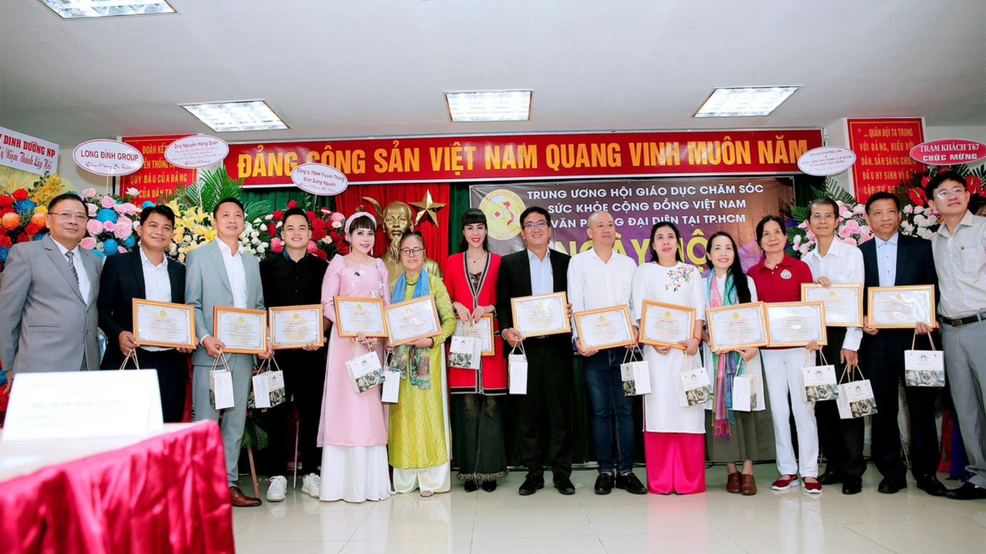 2. Sự kiện quy tụ nhiều đại biểu cấp cao và đối tác chiến lược