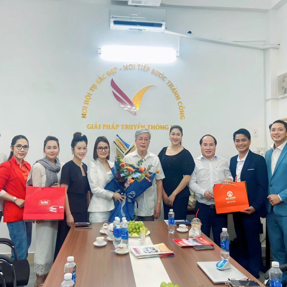 Nguyên Ủy Viên Chính Trị, Trung Ương Đảng, Chủ Tịch Hội Giáo Dục Chăm Sóc Sức Khỏe Cộng Đồng Việt Nam Động Viên Và Chia Sẻ Kinh Nghiệm Cho Bio Hope