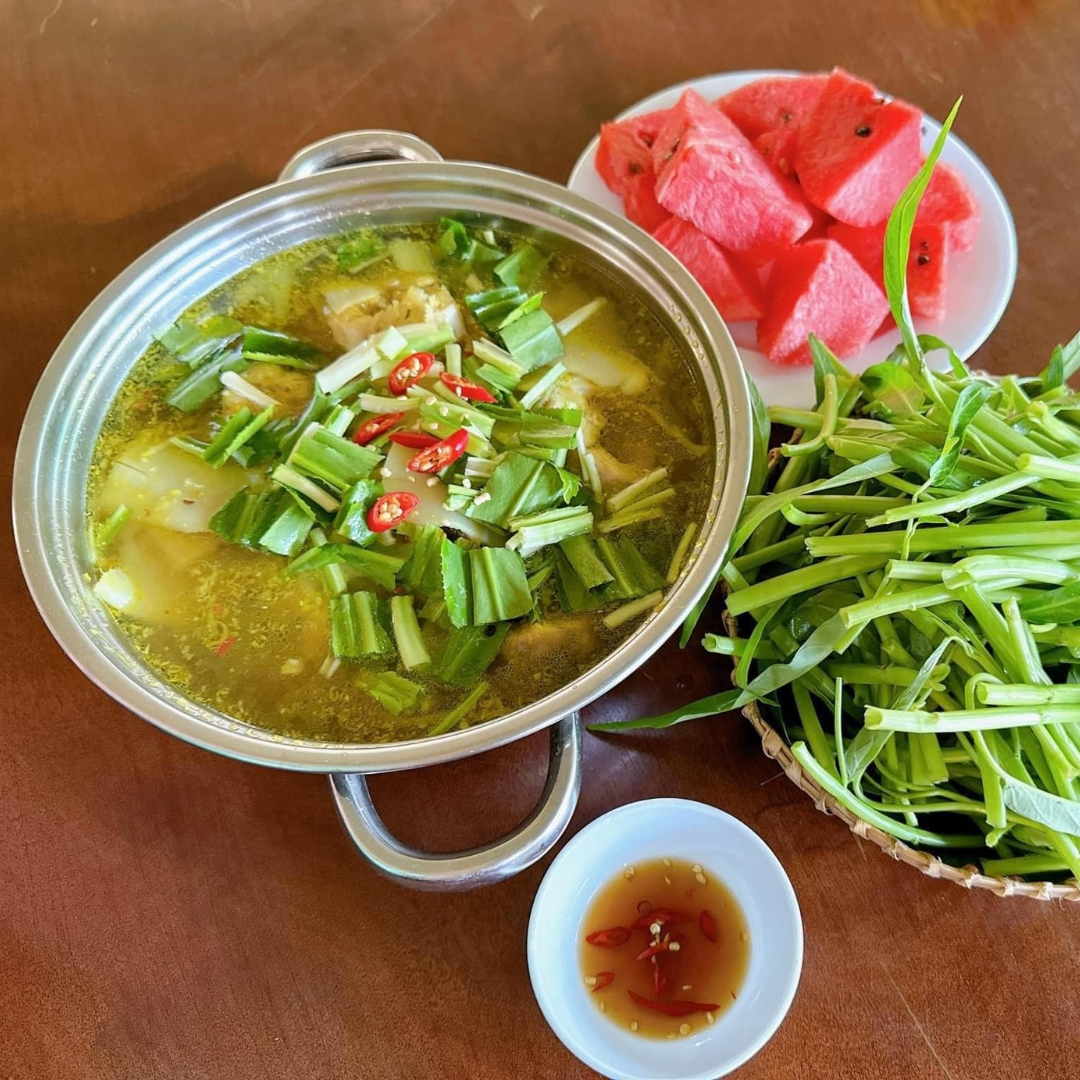 Canh Chua Sả Nghệ – Món Ăn Đặc Trưng Hà Tiên