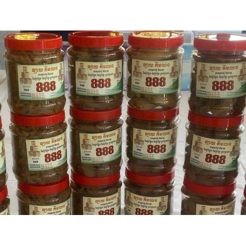 Sản phẩm Campuchia trưng bày tại hội nghị