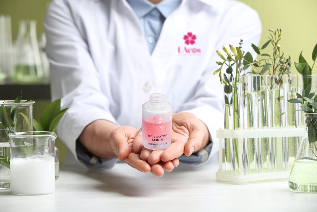 Giới Thiệu Về Thương Hiệu LAcos